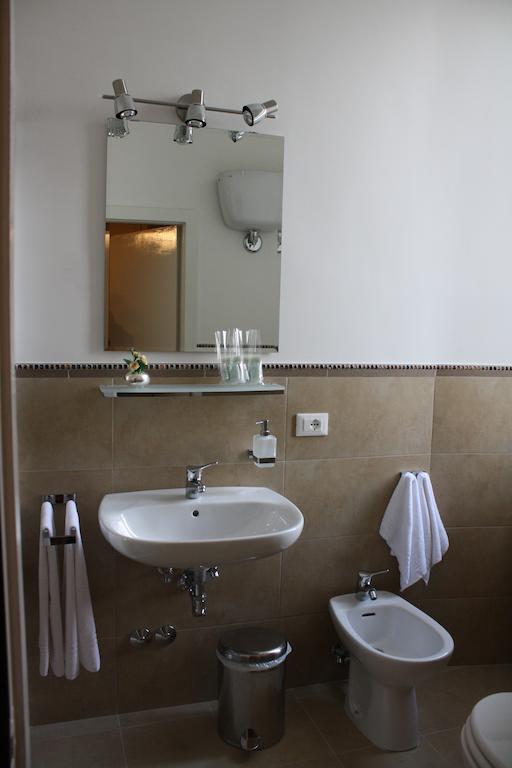 Le Sorelle Lumiere Roma Quarto foto